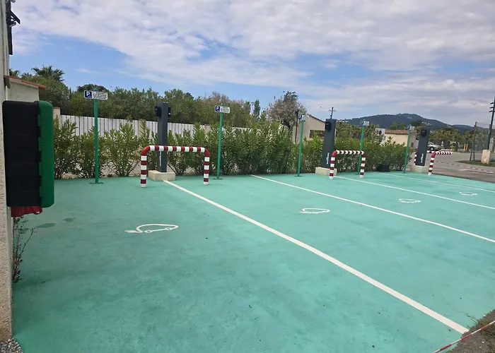 Апартаменти Camping Les Pins Maritimes - Mobil Home Tout Confort