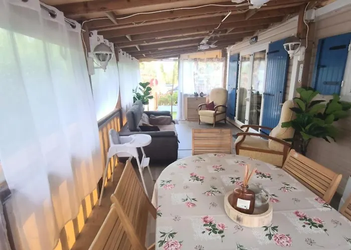 Camping Les Pins Maritimes - Mobil Home Tout Confort * Єр