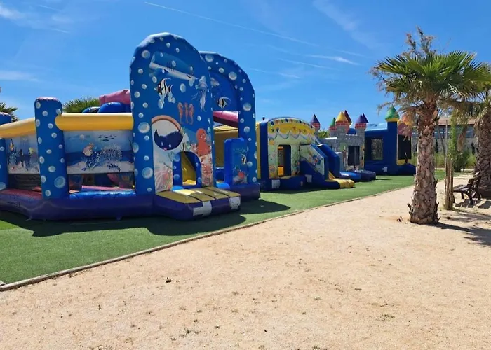 Camping Les Pins Maritimes - Mobil Home Tout Confort Єр