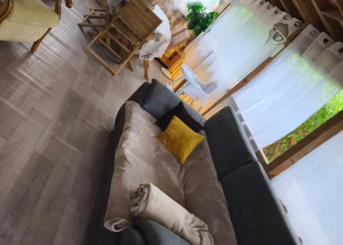 Апартаменти Camping Les Pins Maritimes - Mobil Home Tout Confort Єр